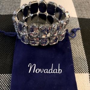 ♥️Novadab chunky sparkly bracelet❤️